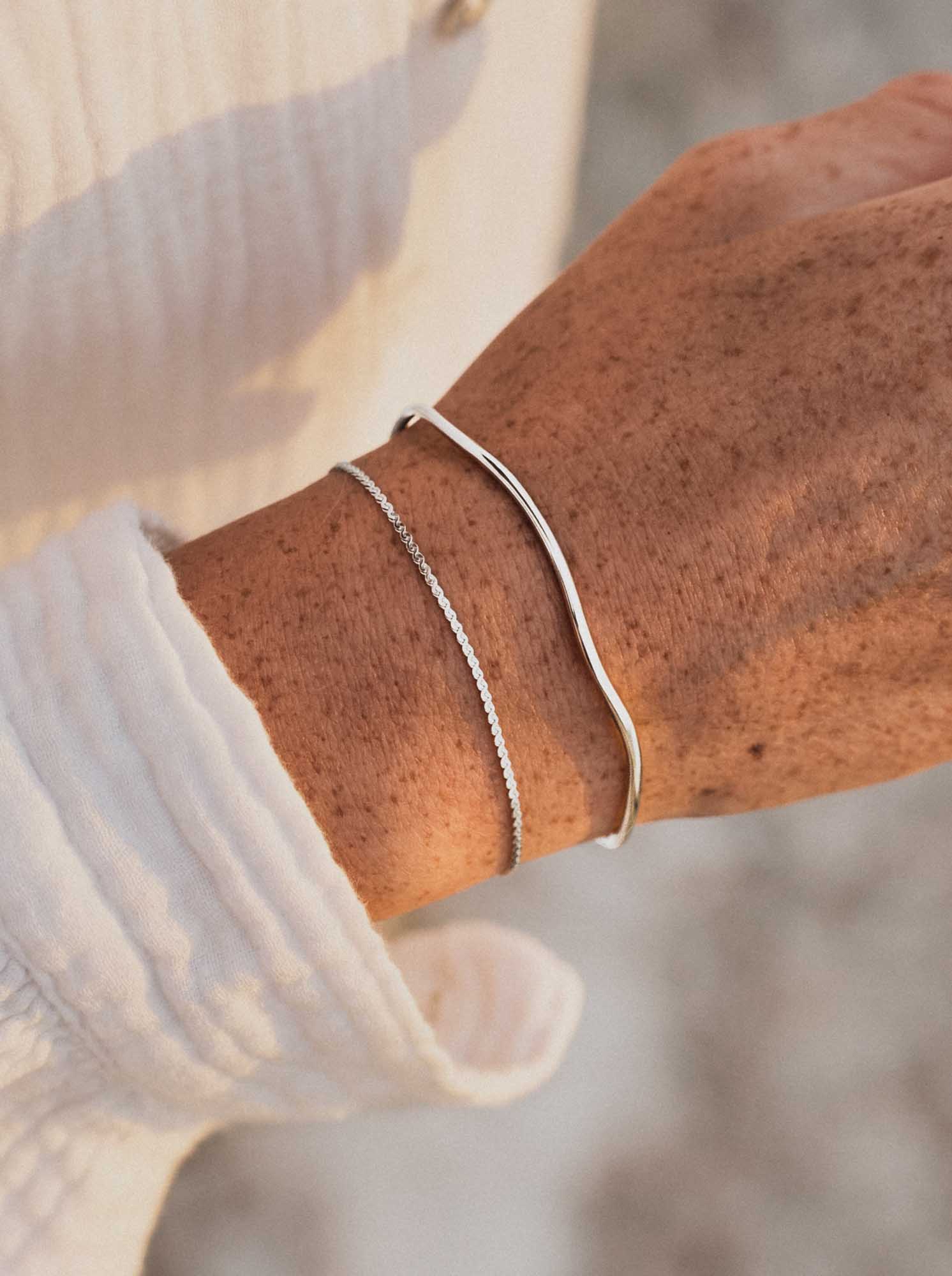 FLUID CHAIN BRACELET - Image 5