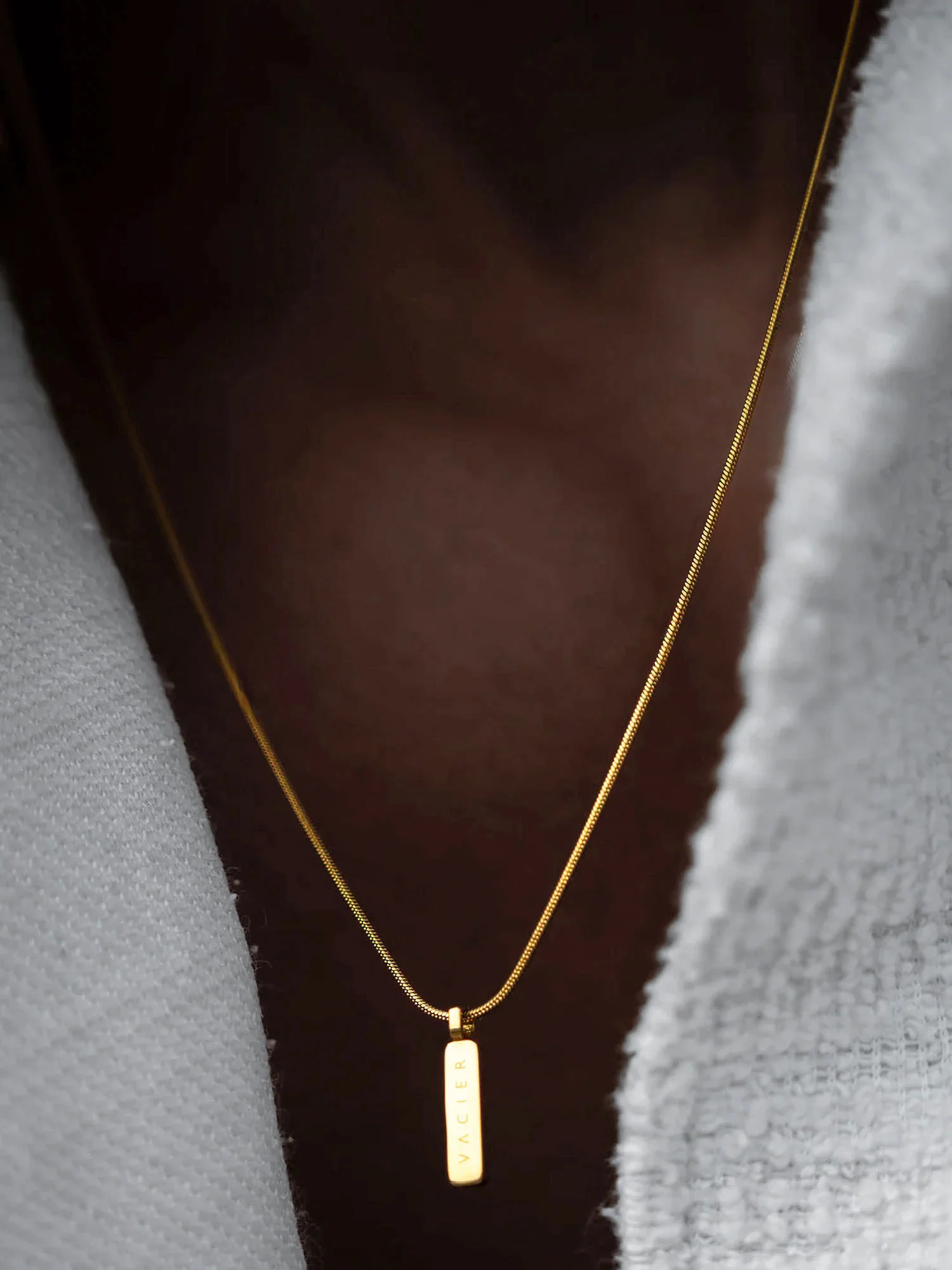 SQUARE PENDANT NECKLACE - Image 5